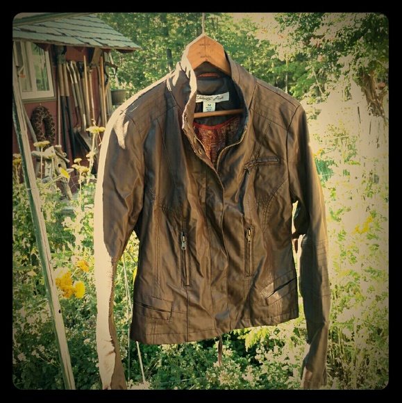 Brown leather jacket with style