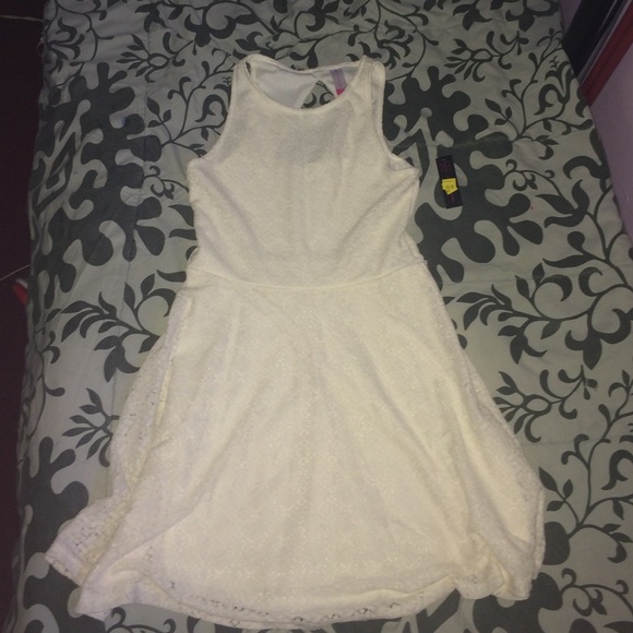 Beautiful Loose White Dress
