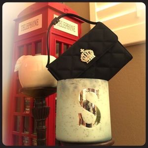 Perfect evening bag by My Flat in London