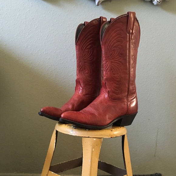 Laredo Shoes - Vintage Laredo made in the USA Cowgirl Boots