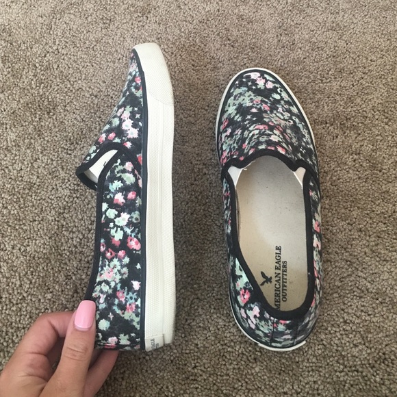 American Eagle Slip Ons