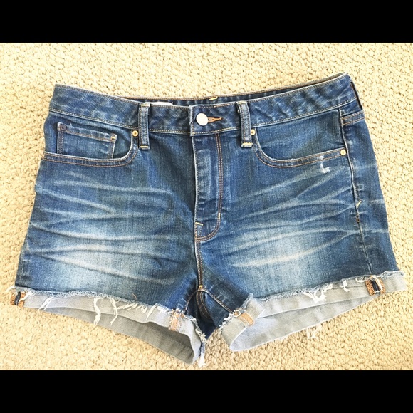 Gap jean short cutoffs