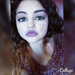 Meet your Posher, Francisca