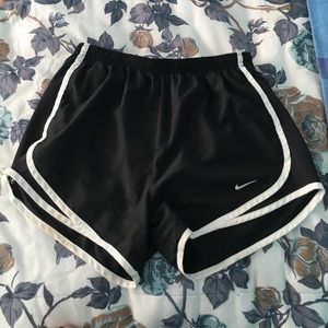 Black nike shorts