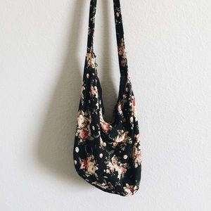 Floral shoulder purse✨