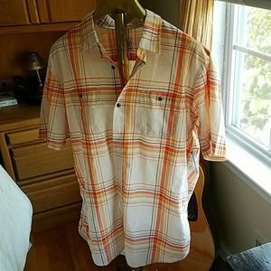 NWT Men's plaid button down short sleeve