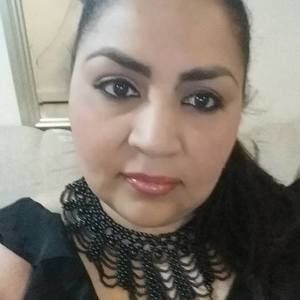 Meet your Posher, Mayra