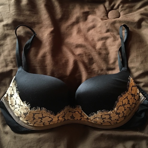 VS Black Push Up Bra
