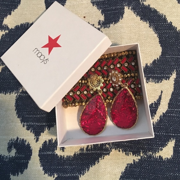 Jewelry for sale in pair, $20 for both.