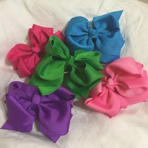 5NEW Bows (4in)