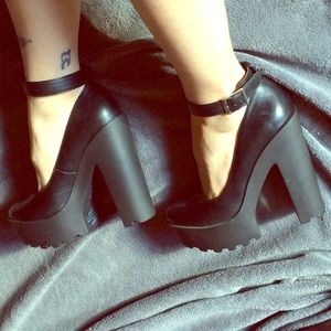 Thick Chunky Heel
