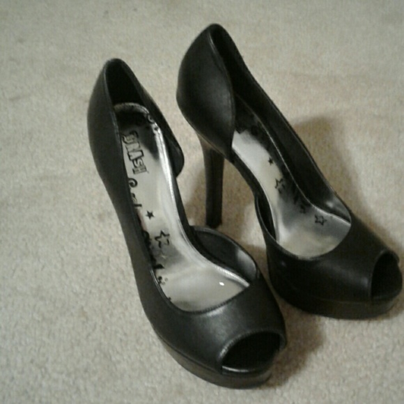 "BRASH"open toed HEELS