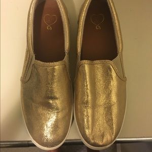 GOLD SLIP ONS