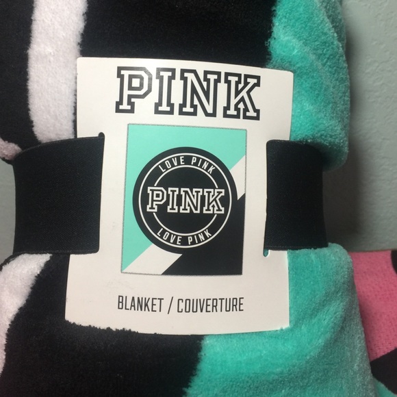 VS PINK fleece  SUPER SOFT BLANKET NWT💕 - Picture 2 of 3