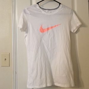 Nike tee