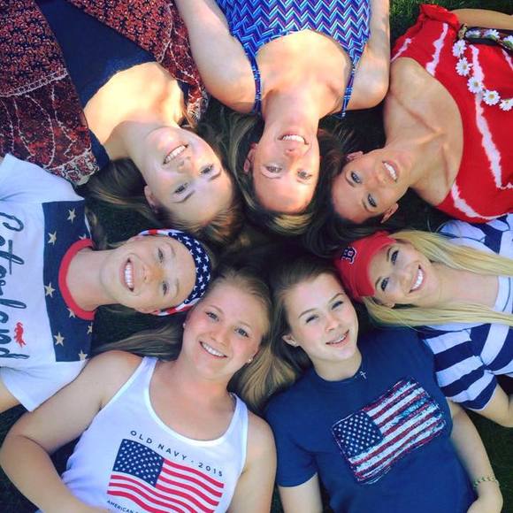 Meet your Posher, Melissa - Picture 1 of 1