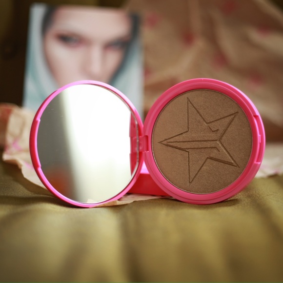 SO FUCKING GOLD SKIN FROST | JEFFREE STAR BNIB