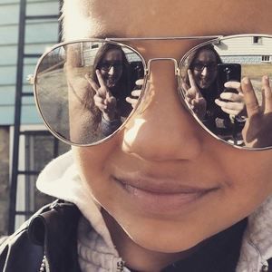 Meet your Posher, Ashley