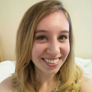 Meet your Posher, Leanne