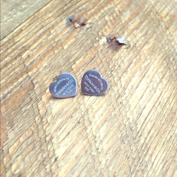 LIKE NEW: Tiffany mini heart tag earrings