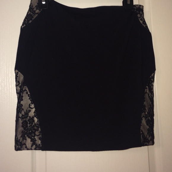 Express black lace skirt