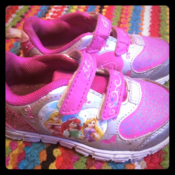 Disney Princess sneakers 💖💕