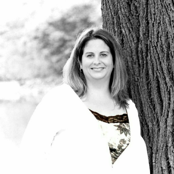Meet your Posher, Mandi