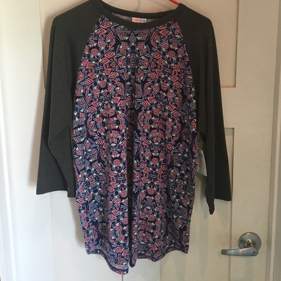 New with tags Lularoe randy tee size XL