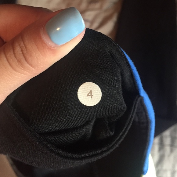 SOLD Reversible wonder under - Picture 4 of 4