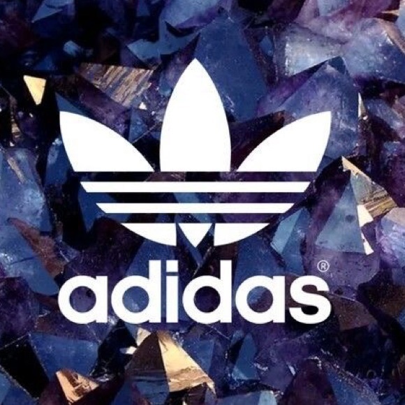 Meet your Posher, Chloe - Picture 1 of 1