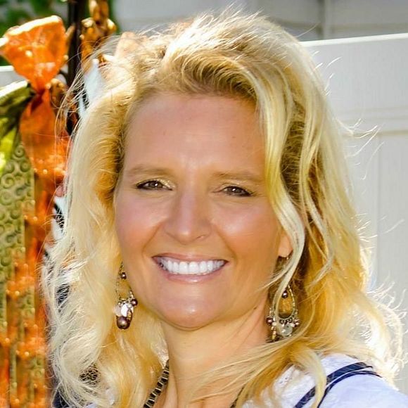 Meet your Posher, Kirsten - Picture 1 of 1