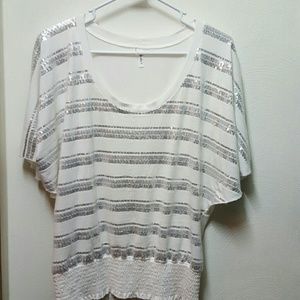 White sequenced top