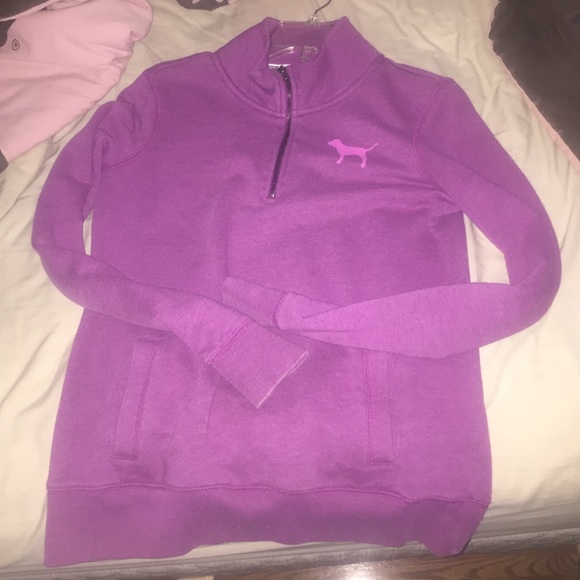 VS shirt