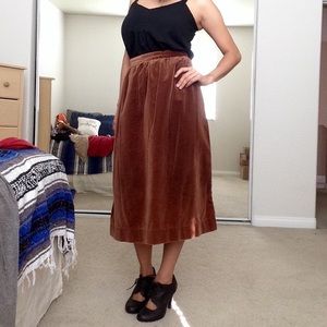 High-waisted midi skirt