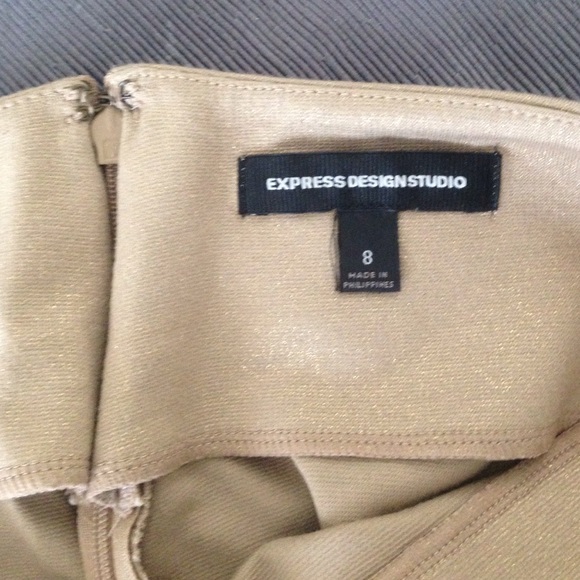 Express gold shimmer skirt- size 8 - Picture 3 of 3