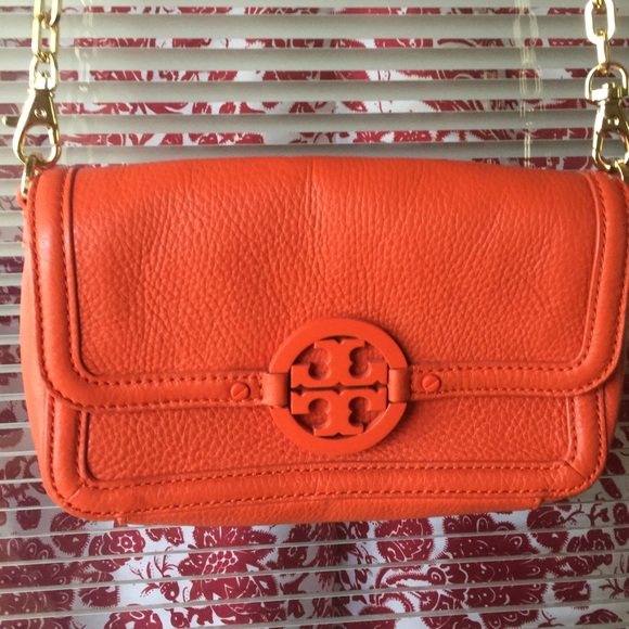 Orange Tory burch cross body with gold chain