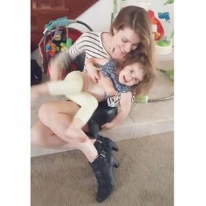 Meet your Posher, Malia