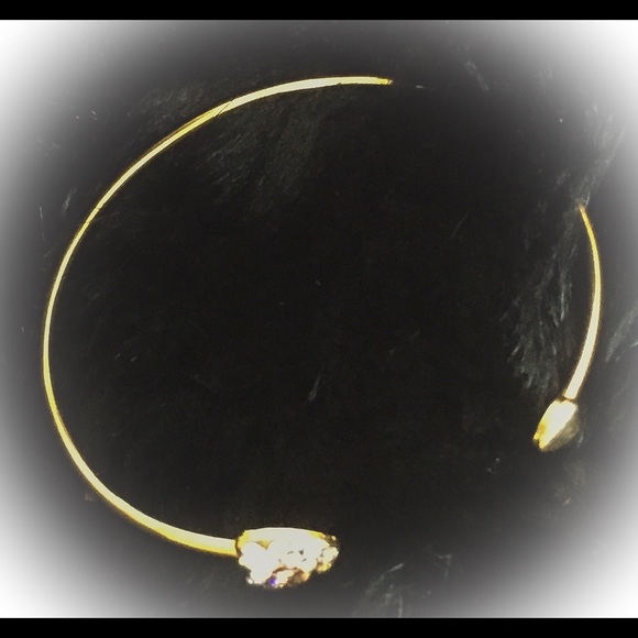 Pave' crystal open ended bangle ❤️ NWOT - Picture 2 of 4
