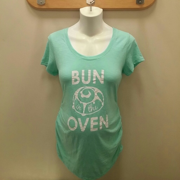 Side ruched maternity top, new with tags