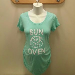 Side ruched maternity top, new with tags