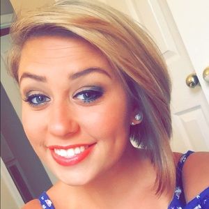 Meet your Posher, Paige