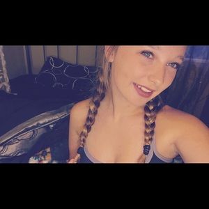 Meet your Posher, Charlee