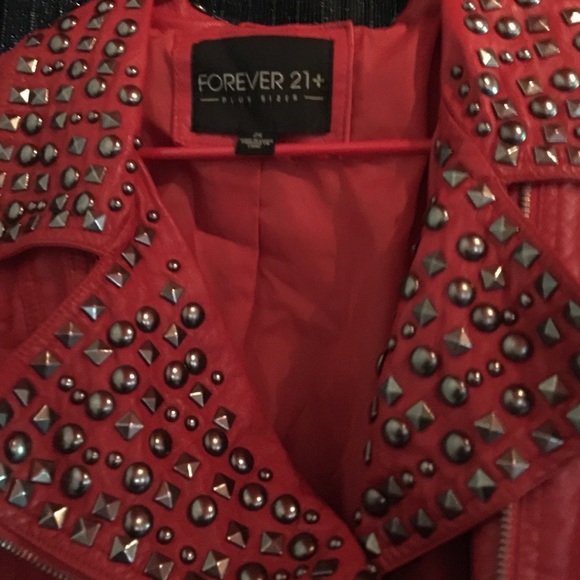 Red leather jacket - Picture 2 of 2