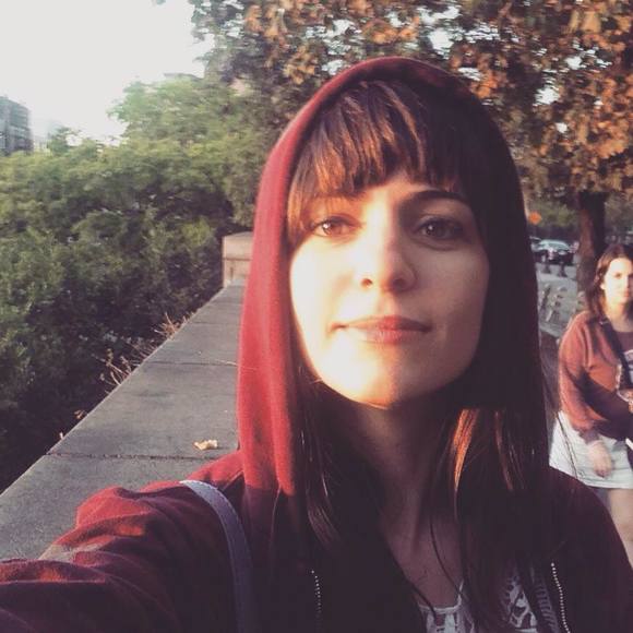 Meet your Posher, Gökçe - Picture 1 of 1