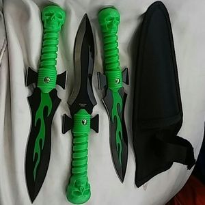 3 pcs throwing knife set with a pouch