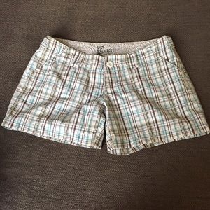 BKE Jenae (from Buckle) plaid shorts