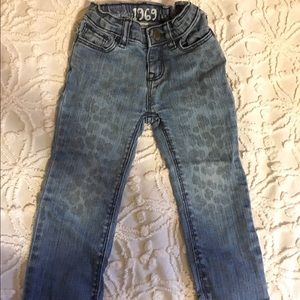 Gap Skinny leopard jeans