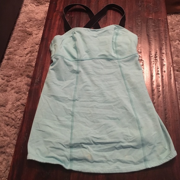 Lululemon work out top