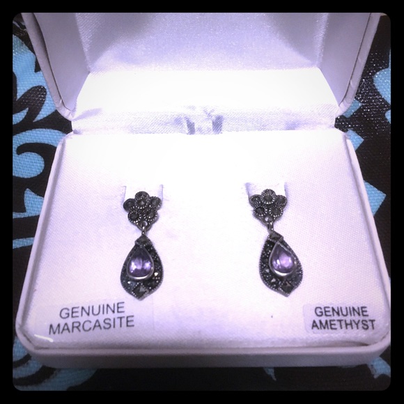 🎁Great gift! Amethyst silver tear drop earrings