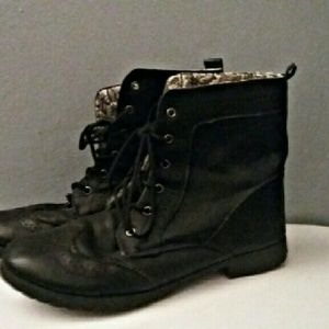 Black boots